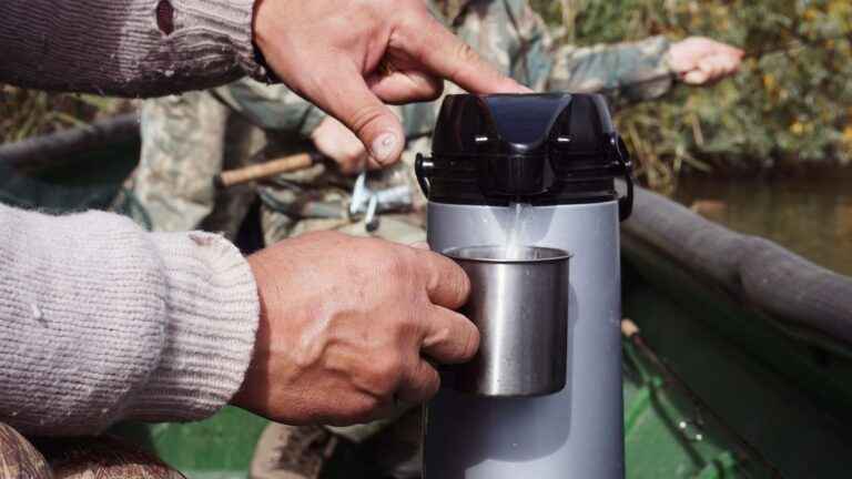 As vantagens de ter uma caneca térmica sempre à mão